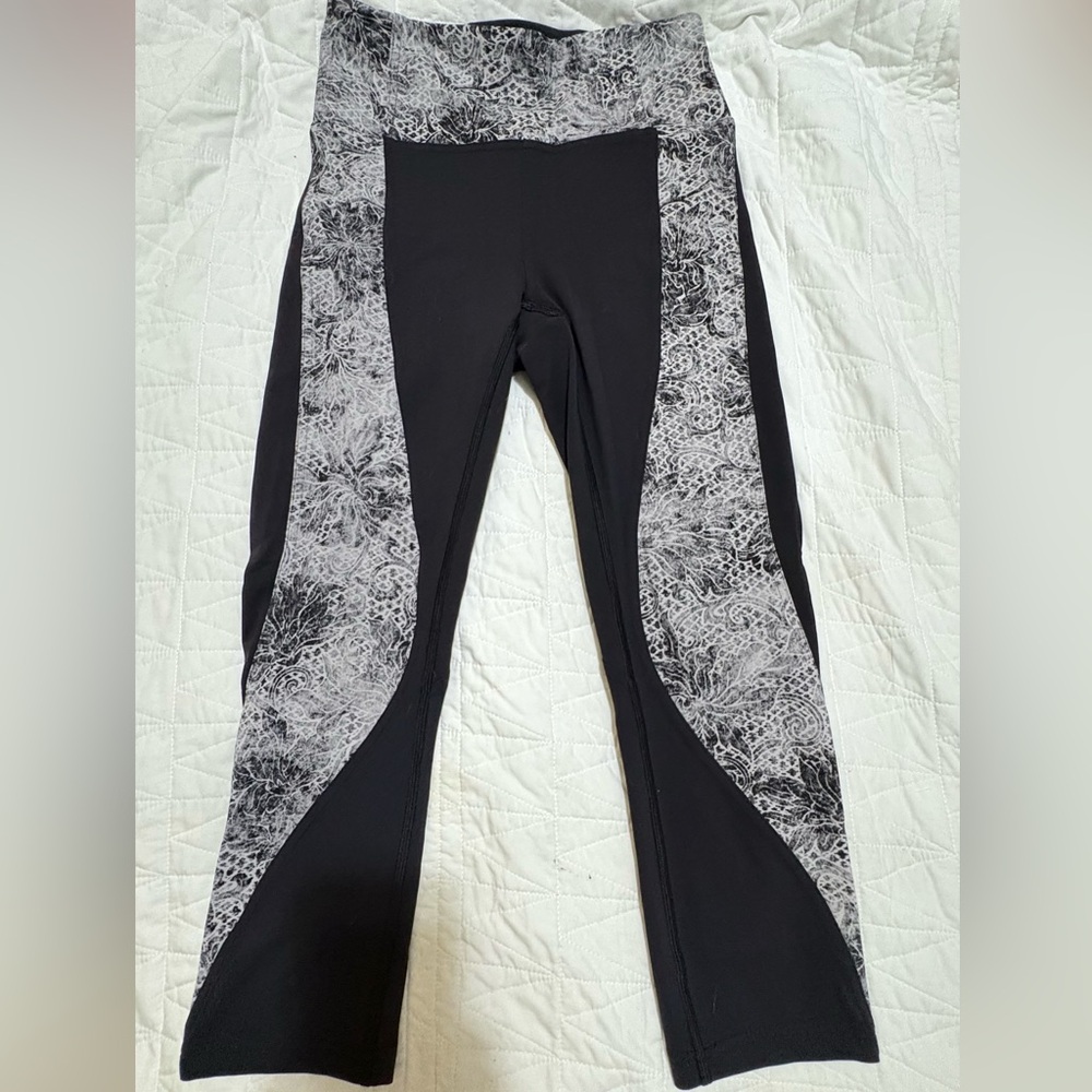 Lululemon Wunder Under Leggings Crop Capri Pants Size 6 Black Gray